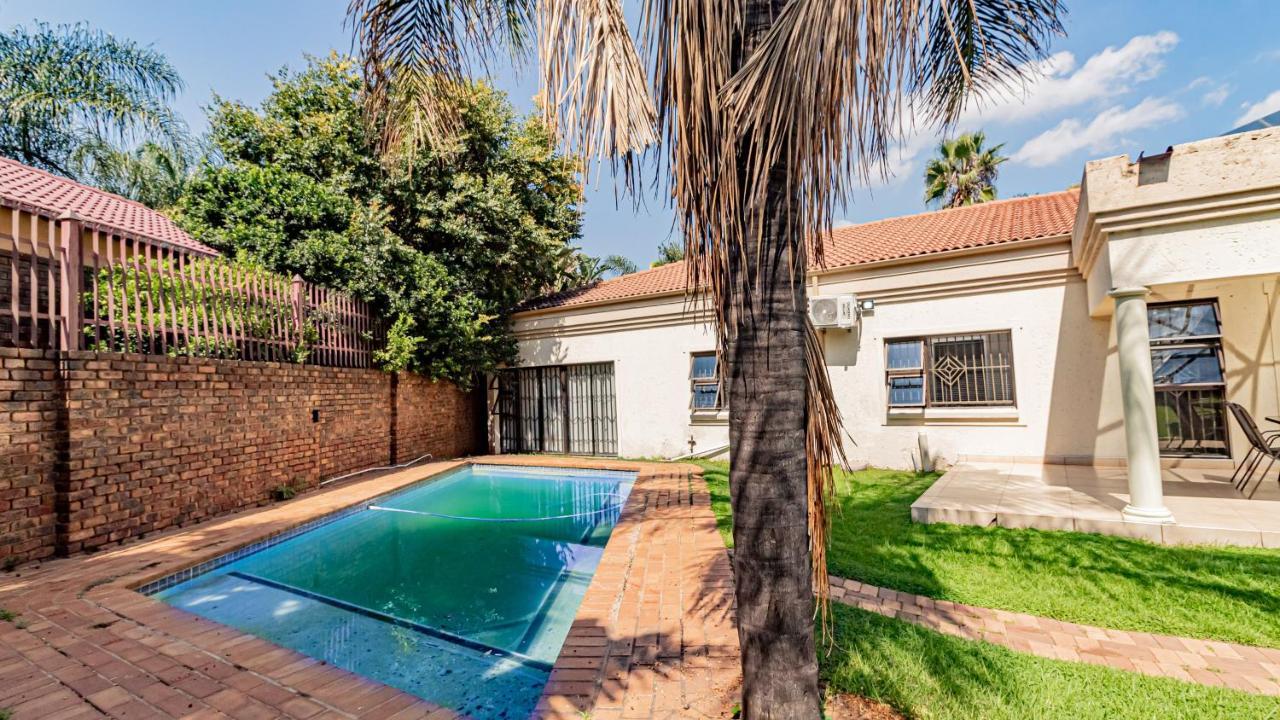 See You There Accommodation 1 Centurion Exterior photo
